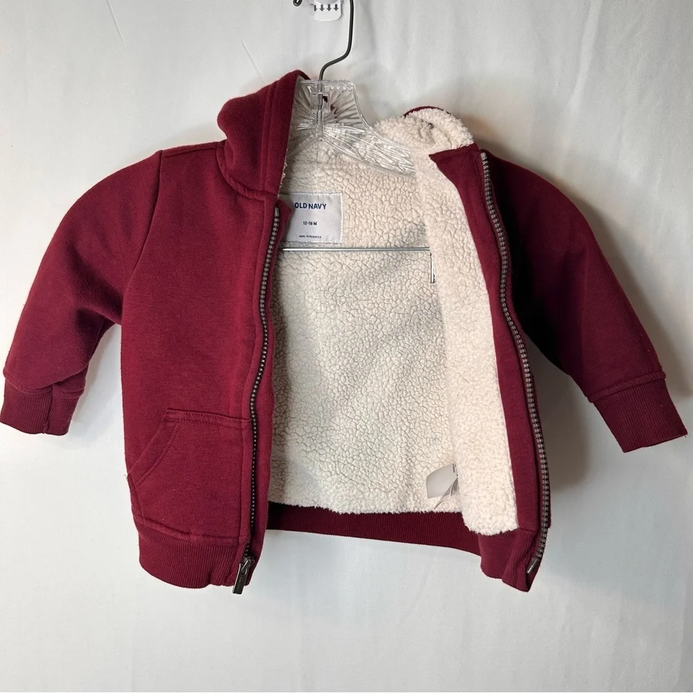 Old Navy Kids Burgundy Baby  Bear Graphic Hoodie Warmth Size 12-18 Months